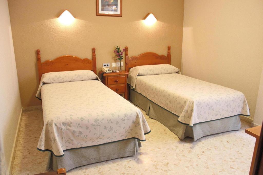 Hotel Abadi Córdoba Szoba fotó